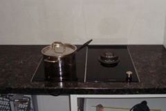 Кухонная гранитная столешница из лабрадорита